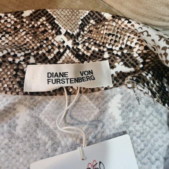 SOLD Diane von Furstenberg Michelle Wrap Python BrownJumpsuit  - 70s - Picture 9 of 15